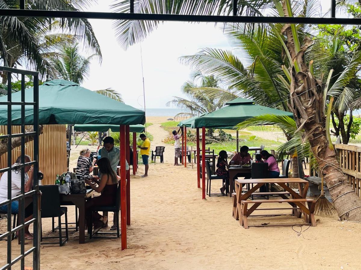 Sea Beach Resort Negombo Ngoại thất bức ảnh